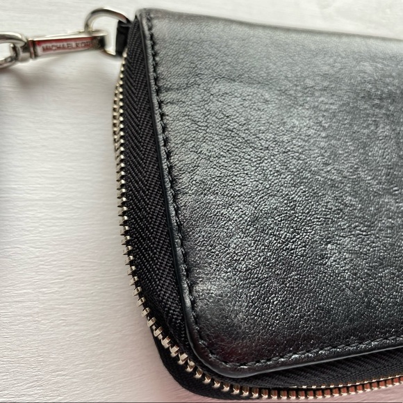 Michael Kors black Wallet - Picture 3 of 8